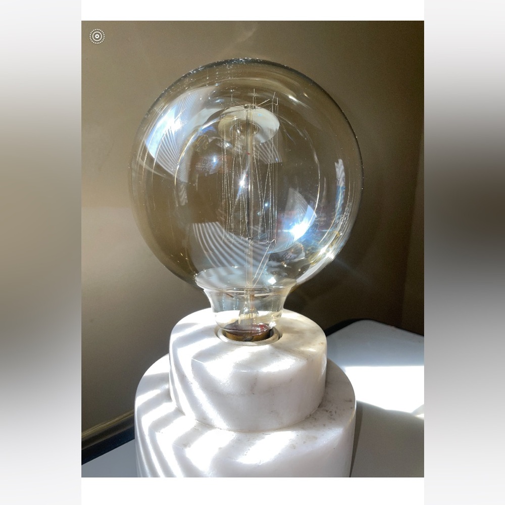 Vintage Xiang light company marble base lamp